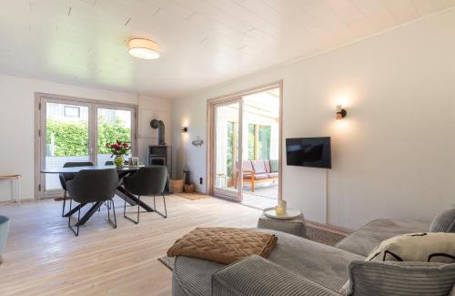 Westerholz Casa | VITA Sonnholm - modernisiertes Häuschen mit Garten am Meer
