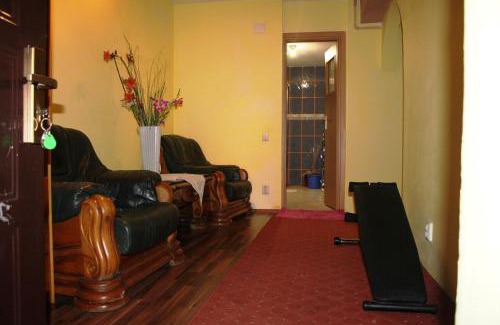 Sector 4 Apartamento | Vitan modern apartment, sleeps 4