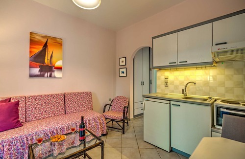 Agios Dimitrios Villa | Vitorakis Apartments-2