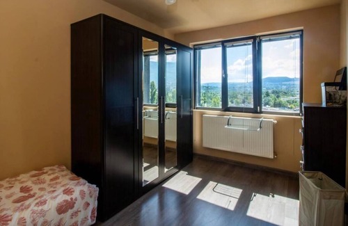 Studentski Grad Apartamento | Vitosha View Apartment + Parking