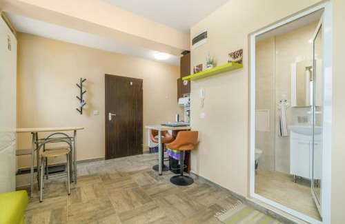 Studentski Grad Apartamento | Vitosha View Apartment with Parking