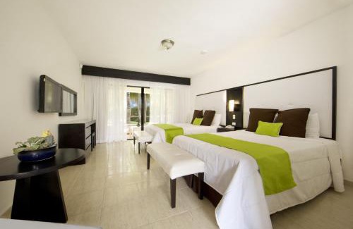 Dominicus Complejo | Viva Dominicus Beach by Wyndham, A Trademark All Inclusive