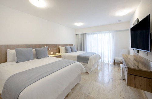 Dominicus Complejo | Viva Dominicus Palace by Wyndham, A Trademark All Inclusive