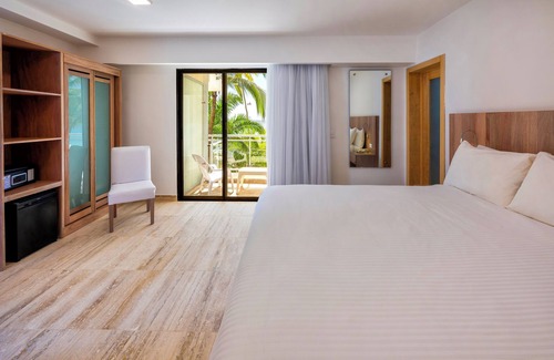 Dominicus Complejo | Viva Dominicus Palace by Wyndham, A Trademark All Inclusive
