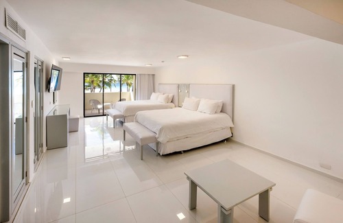 Dominicus Complejo | Viva Dominicus Beach by Wyndham, A Trademark All Inclusive