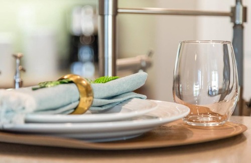Wildomar Casa | Viva la Vino-Pool and Jacuzzi