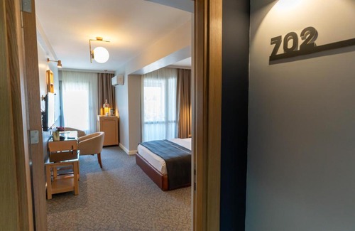Bornova Hotel | Viva La Vita Hotel