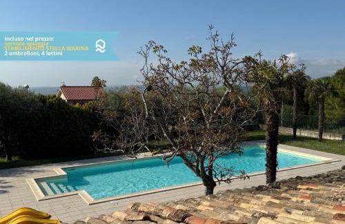 Sirolo Apartamento | VIVA2 - Numana, quadrilocale in villa con piscina