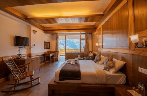 Manali Hotel | Vivaan The Sunrise