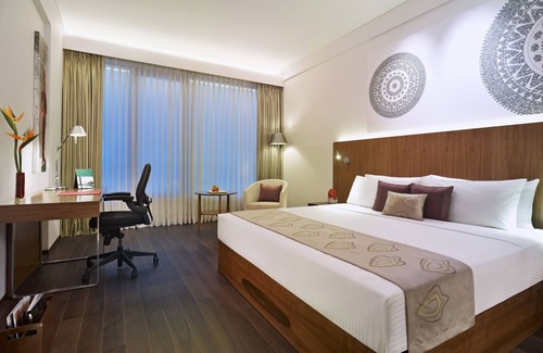 Sholinganallur Hotel | Vivanta Chennai IT Expressway