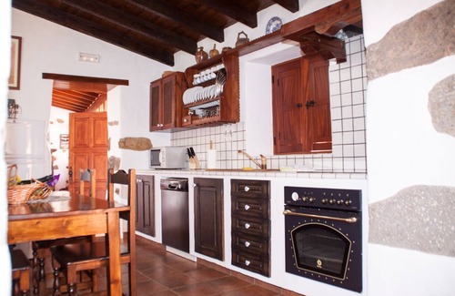 La Solana Cabaña | Vivelorural casa Bernardo 1 con piscina privada