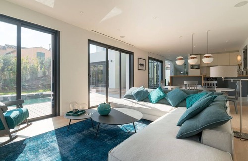 Paraiso Casa | Vivenda Espaçosa com Piscina Aquecida Mt-discreta