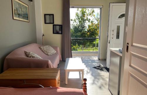 Preveza Casa | Vivian Philoxenia