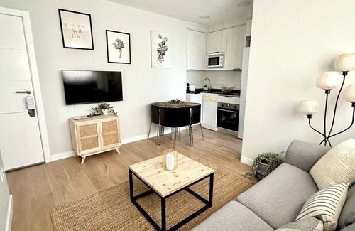 Almenara Apartamento | Vivodomo | Free parking, new & cozy