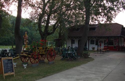 Turistvandi Casa | Vizimalom Kemping, Panzió és Étterem