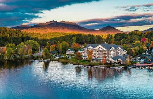Saranac Lake Hotel | voco Saranac Lake NY - Waterfront by IHG