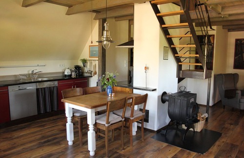 Vogelsang Apartamento | "Vogelsang" piso de vacaciones en dos plantas con chimenea y terraza.