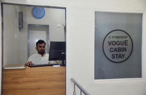 Goregaon West Apartamento | Vogue Cabin Stay Near NESCO Bombay Exhibition Centre