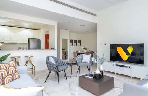 Sheikh Zayed Road Apartamento | Vogue - Spacious 3BHK Greens & Views