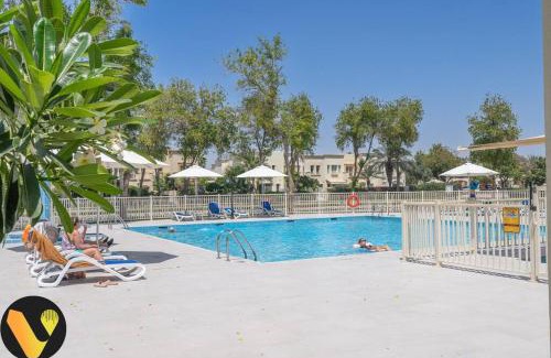 Emirates Hills Villa | Vogue Villa Near Golf/Ski Dubai/Ibn Battuta Mall