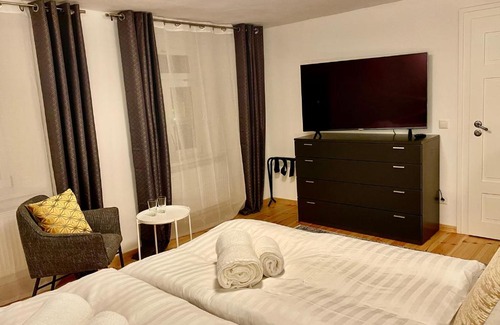 Vohenstrauss Apartamento | VOH Studio MITTEN in Vohenstrauß, Smart-TV, Parkplatz
