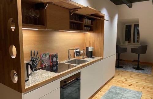 Vohenstrauss Apartamento | VOH SUPER EXKLUSIVES LOFT, ZENTRAL, Smart-TV, Parkplatz