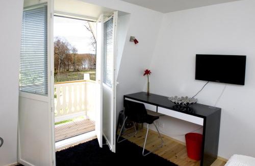 Lohja Apartamento | Vohloisten Kartano