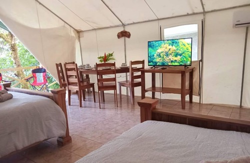 San Rafael de Guatuso Casa | Volcano Tenorio Glamping Ranch - 3 Fully Furnished Luxury Glamping Tents