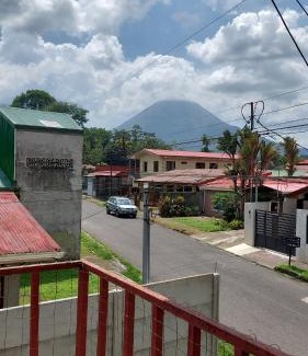 Barrio Pilo Casa | Volcano view house