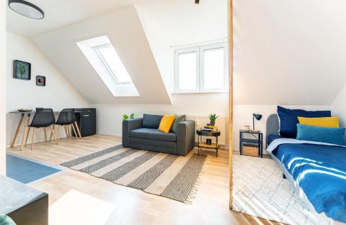 Cottbus Apartamento | Vollausgtesttattes modernes Studio,nahe BTU,Netflix,kostenloser TIEFGARAGENSTELLPlatz
