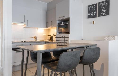 Westende Apartamento | Volledig gerenoveerd 2 slaapkamer appartement in Westende-Bad, 250 m van het strand