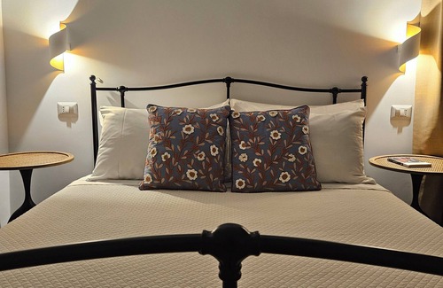 Trani Cama Y Desayuno | Volpe e Uva Winesuites & Spa