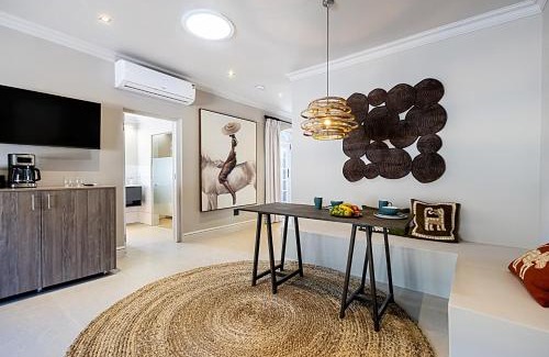 Trawal Casa | Von Wyn Berg