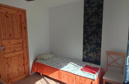 Suuresadama Apartamento | Vormsi ohvitseride maja korter nr 7
