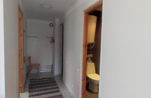 Suuresadama Apartamento | Vormsi Ohvitseride Maja korter nr 3