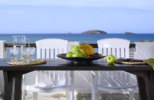Pachena Apartamento | Votsalo house on the beach