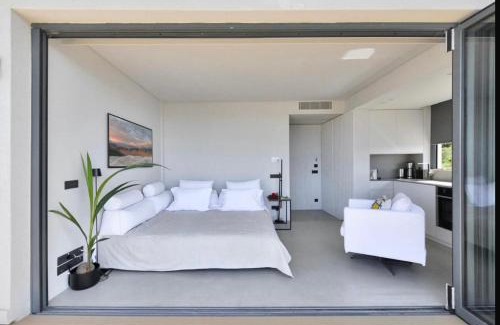 Vouliagmeni Apartamento | Vouliagmeni Panoramic 200m2 Rooftop & 25m2 Loft