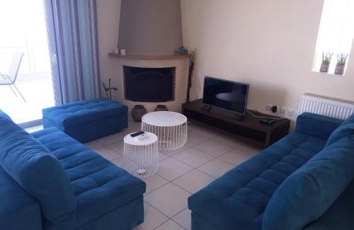 Kato Assos Casa | Vrachati Sea Front House