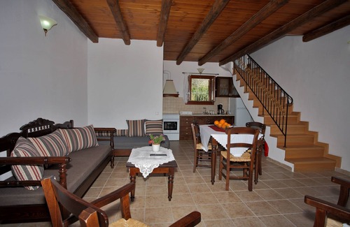 Agios Vasileios Villa | Vrachos Villas