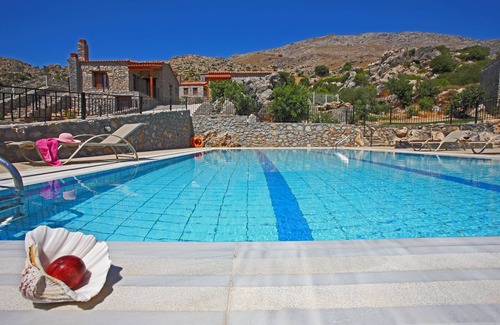 Agios Vasileios Villa | Vrachos Villas