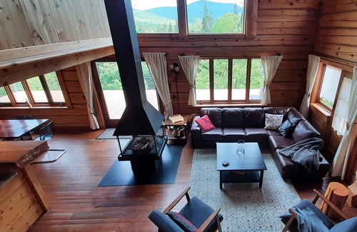 Saint-Brigitte-de-Laval Chalet De Esquí | Vrbo Property