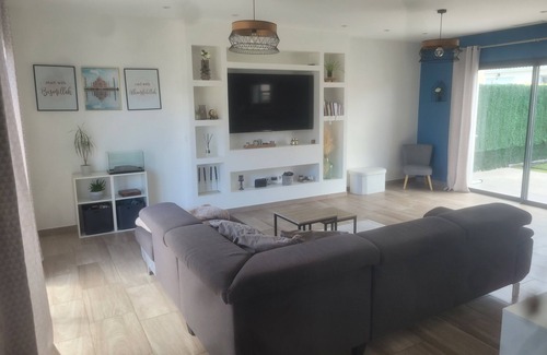 Saint-Andre-de-Sangonis Casa | Vrbo Property