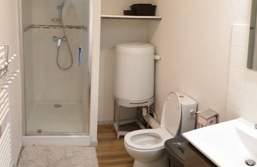 Savignac-les-Eglises Apartamento | Vrbo Property