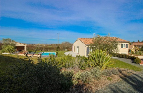 Castelnau-de-Levis Villa | Villa
