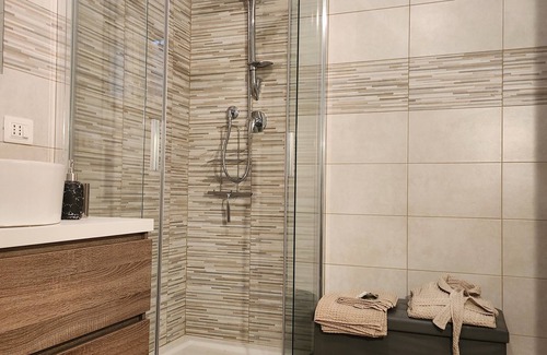 Casorate Sempione Cama Y Desayuno | Vrbo Property