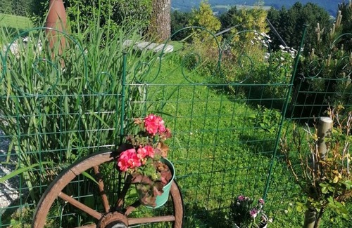Strass im Attergau Apartamento | Vrbo Property