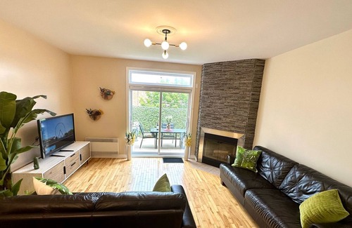 Bois-Franc Apartamento | Vrbo Property