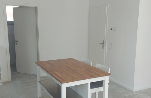 Dormagen Apartamento | Vrbo Property