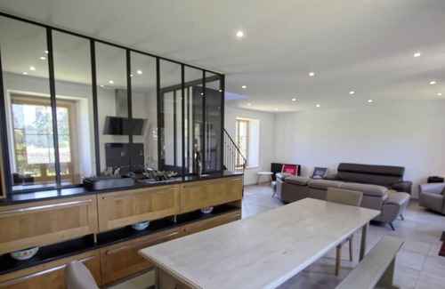 Ile-de-Brehat Casa | Vrbo Property