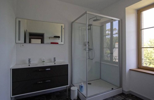 Ile-de-Brehat Casa | Vrbo Property